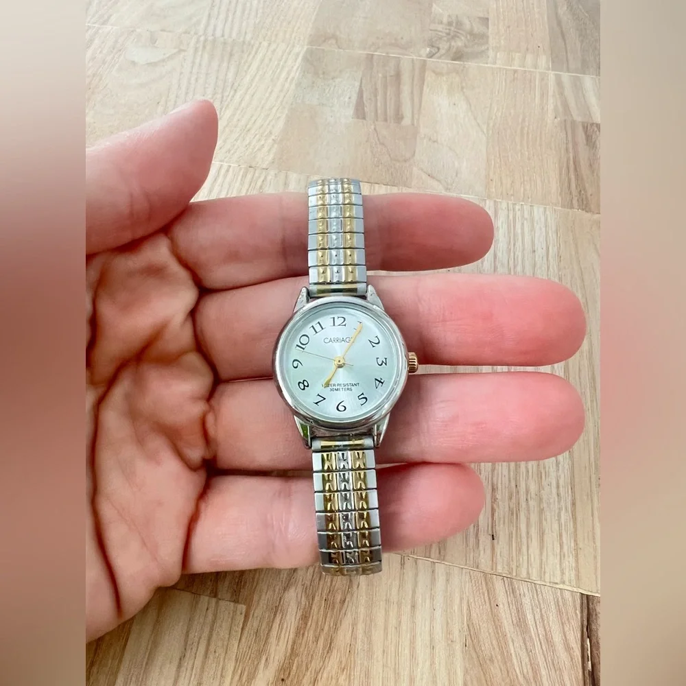 Carriage by Timex ladies two toned classic watch NEW BATTERY